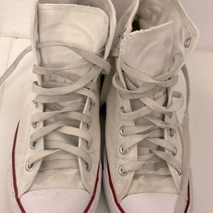 White converse selling them for 20bucks hope you enjoy them